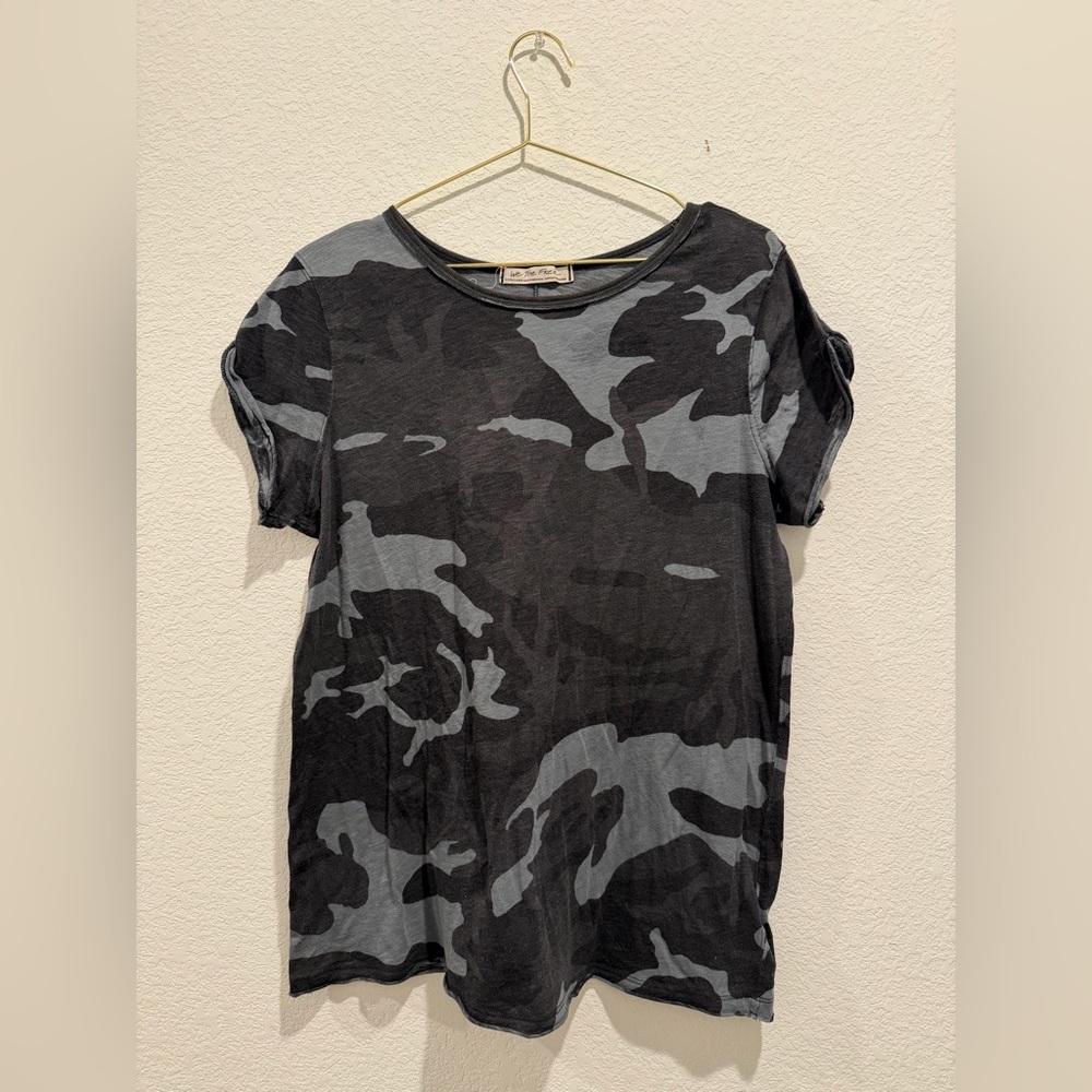 We The Free Free People black gray Camouflage army Print short sleeve Top cotton